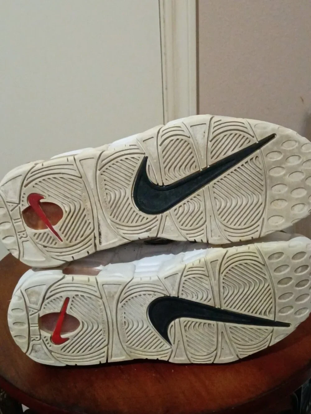 Nike Air More Uptempo Peace Love Swoosh White Multi Size 7Y Shoes DM8155-100